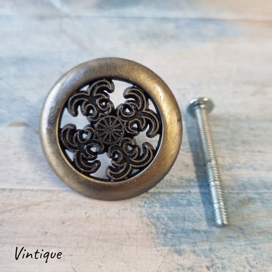 Sylvian Old gold celtic style knobs (set of 7) As new-Vintique Concepts