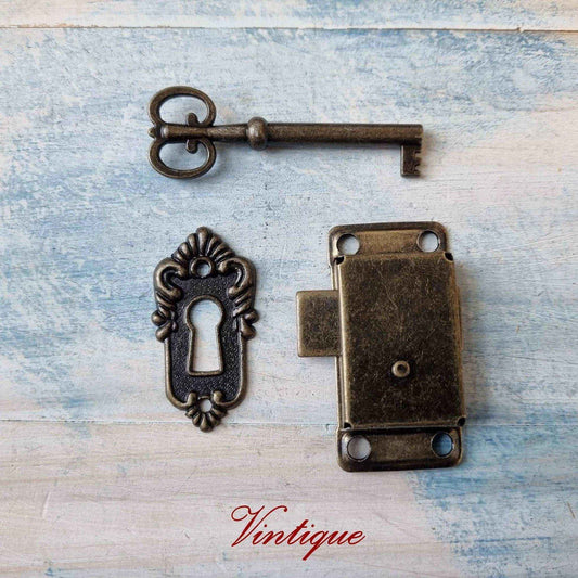 Antique Bronze Latch Lock Set with Key and Escutcheon (Copy)