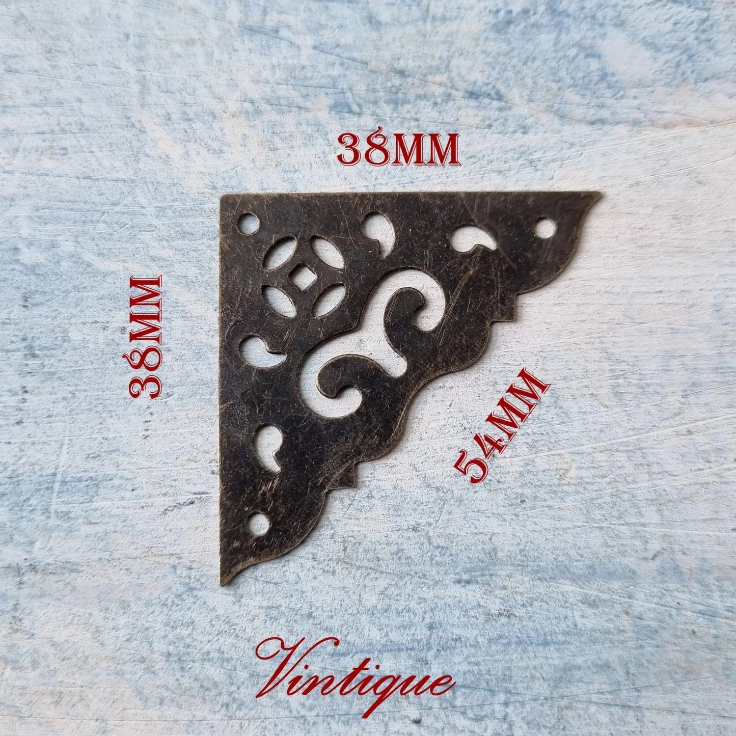 Antique Bronze Corner Decoration - Flat Decorative Vintage Style Accent 38mm x 38mm - Vintique Concepts