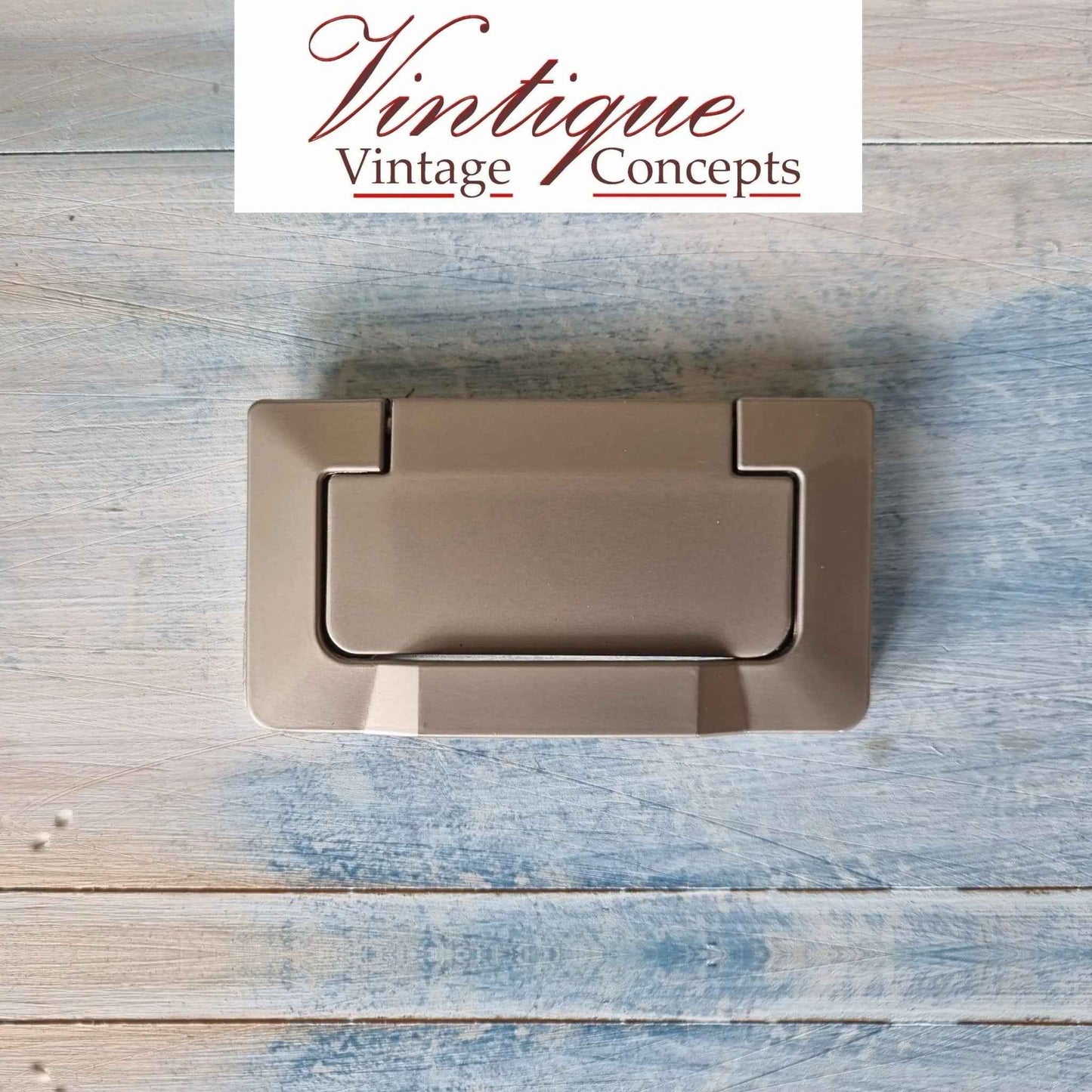 Flat Swing Flush Handle Pearl Silver 74mm x 40mm