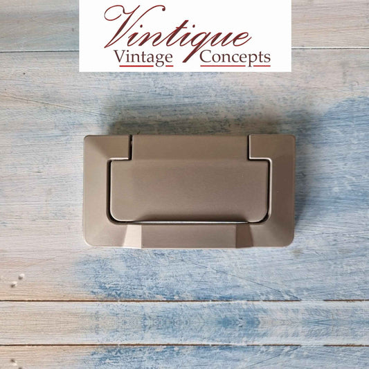 Flat Swing Flush Handle Pearl Silver 74mm x 40mm