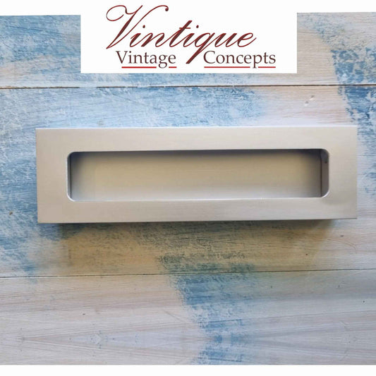 Flush Pull handle Nickel (invisable screws) 143mm 42mm