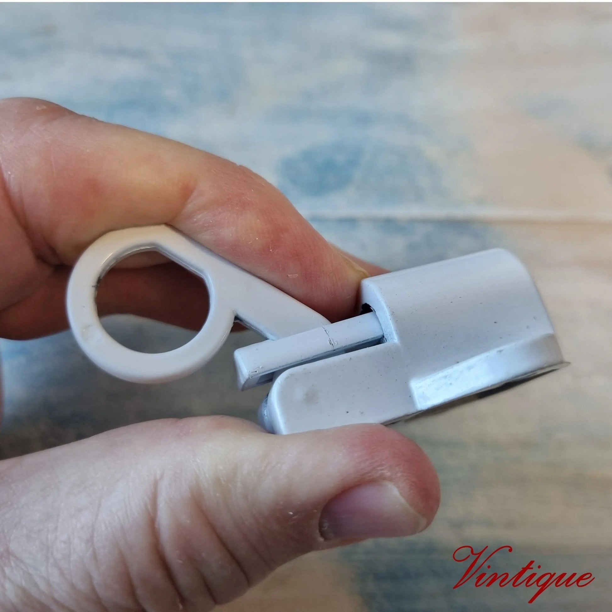 Heavy Duty Self-Closing Aluminium Latch Interior Lock WHITE-Vintique Concepts