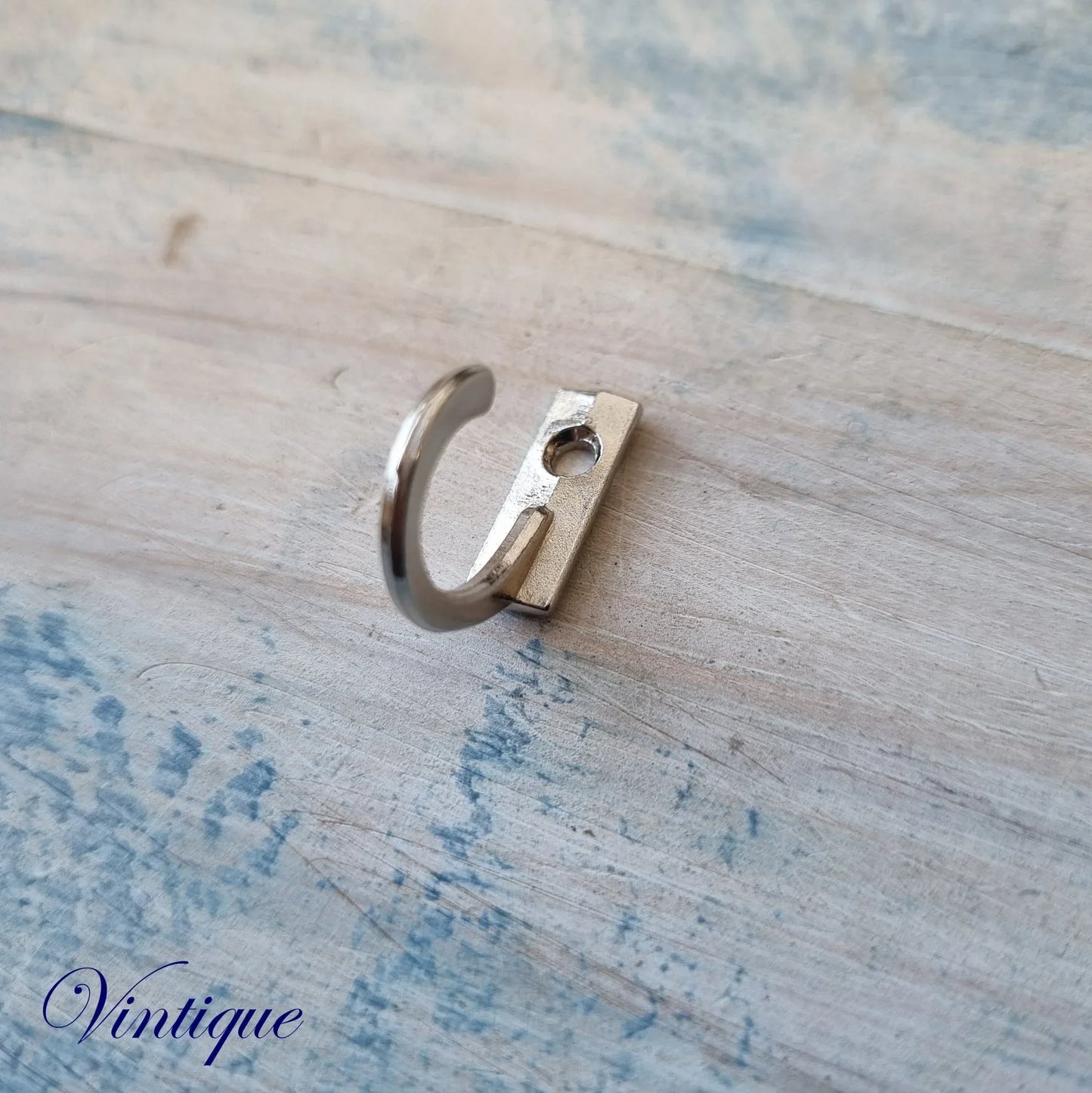 Itzy Coat Key Hooks - Single Prong 23mm x 18mm (Pkt of 5) - Vintique Concepts
