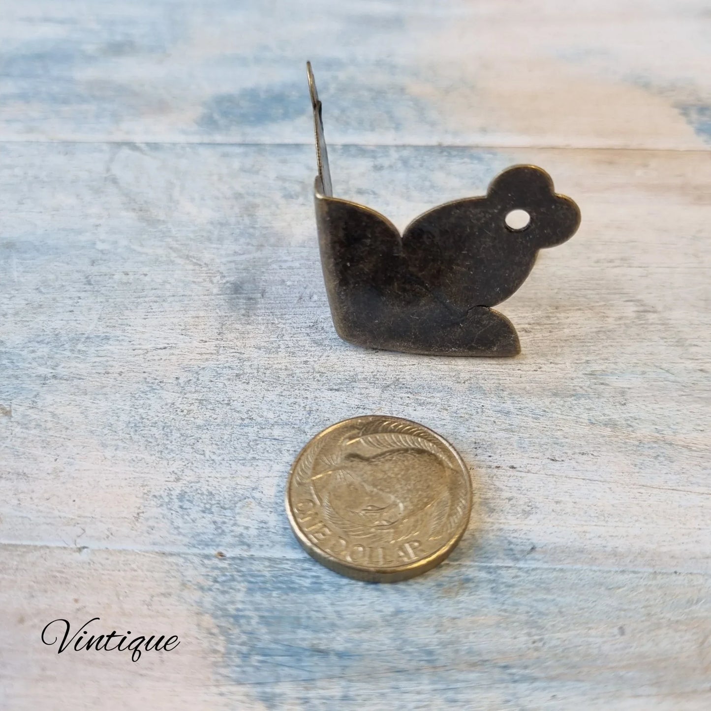 Large Heavy Duty Bronze 3-Way Corner Fitting 38 x 38 x 38mm - Vintique Concepts