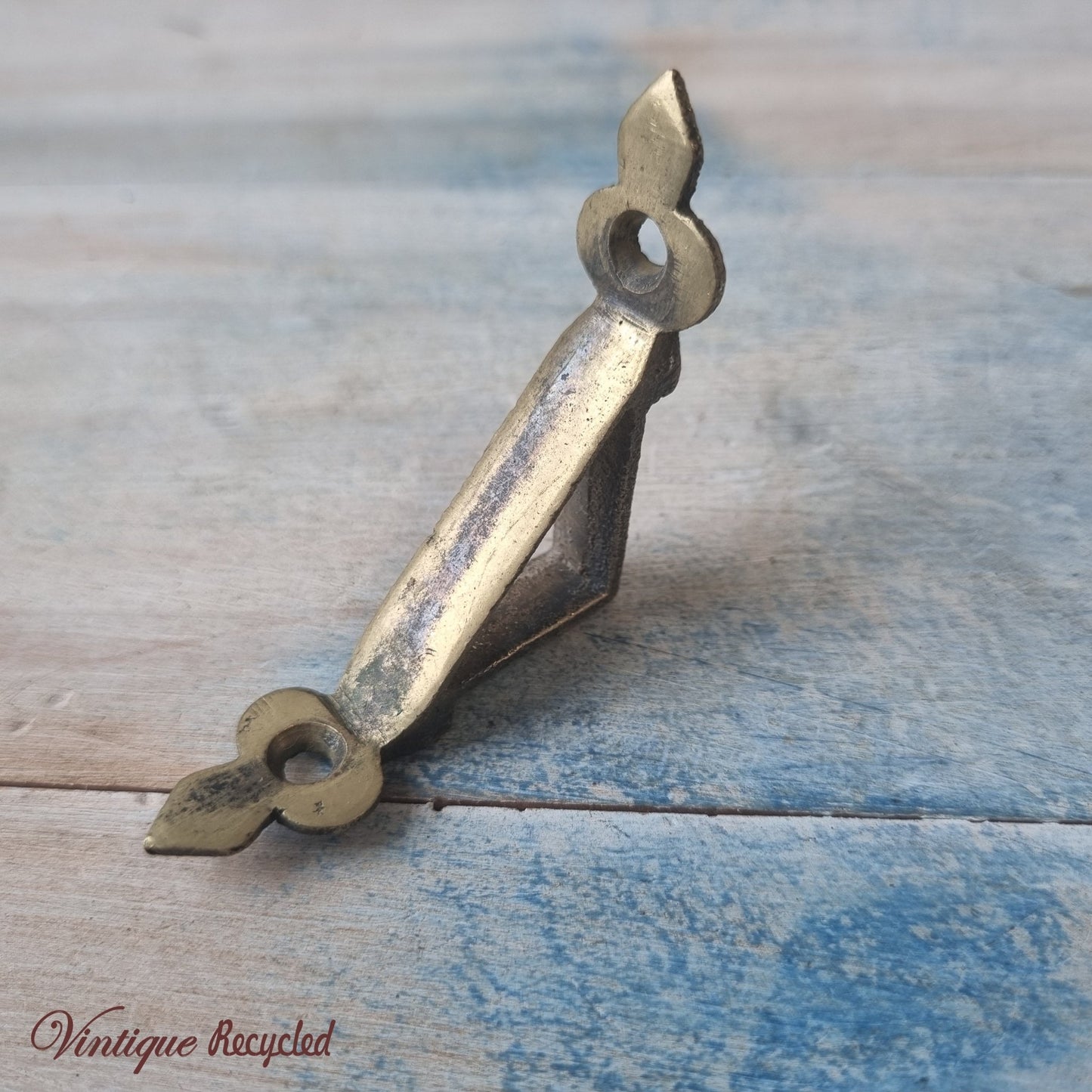 Mini antique solid brass spearhead bracket 52mm x 52mm (1 only)-Vintique Concepts