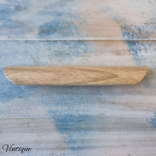 Lacquered Beach lipped cupboard wooden handle 157mm Long