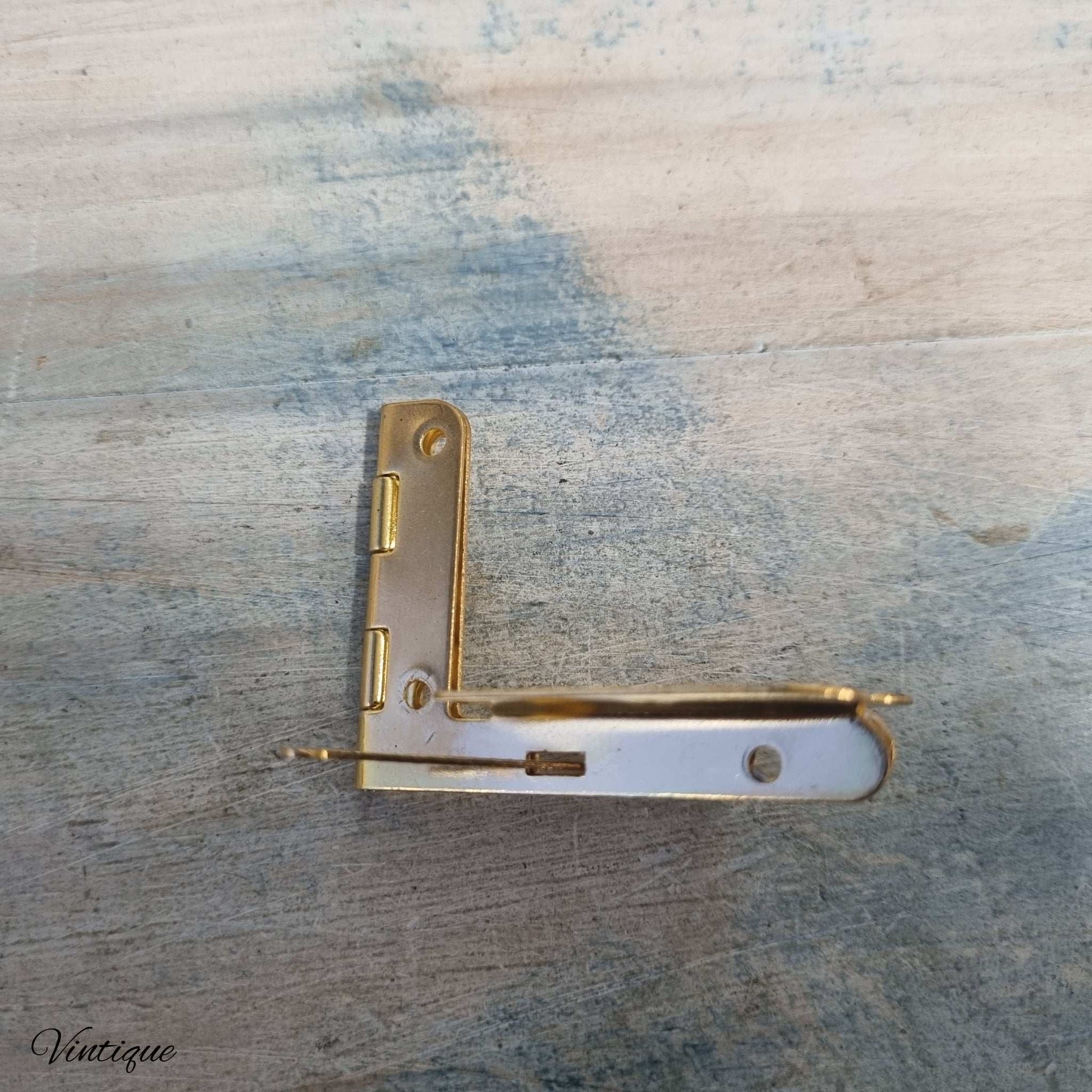 Brass Marine quality Quadrant Box Hinge 52mm x 38mm-Lipped edge