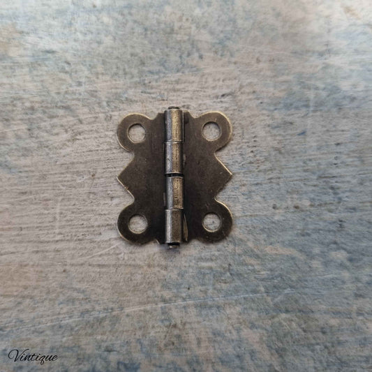 Atq Bronze Elizabeth Jewelry box hinge 20mm high