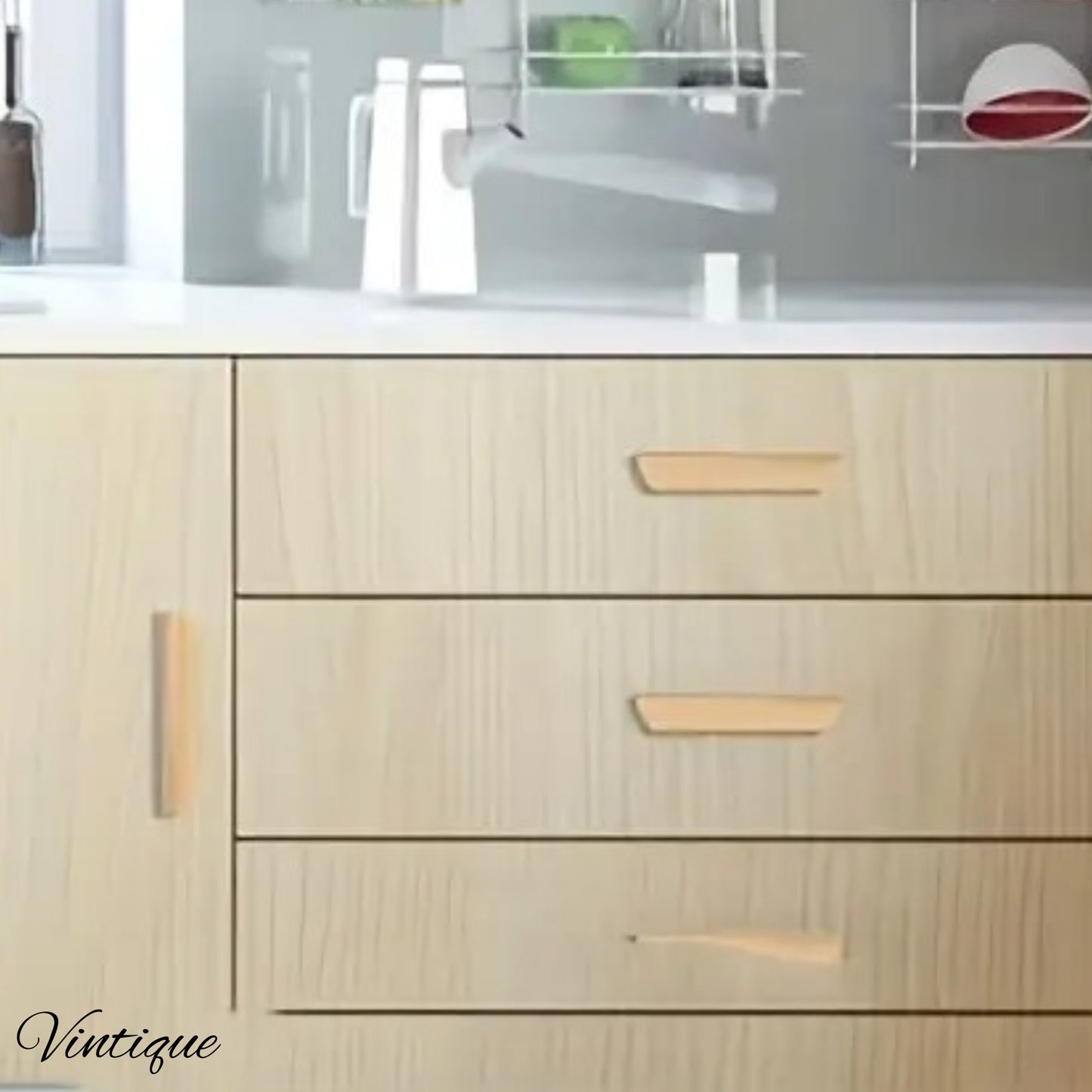 Lacquered Beach lipped cupboard wooden handle 157mm Long
