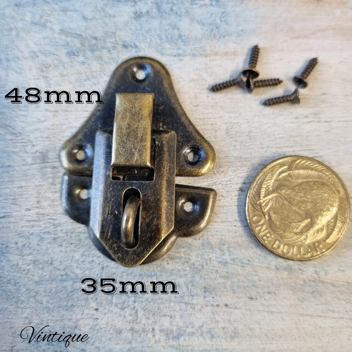 Retro Bronze Vintage hasp latch 35 x 48mm - Vintique Concepts