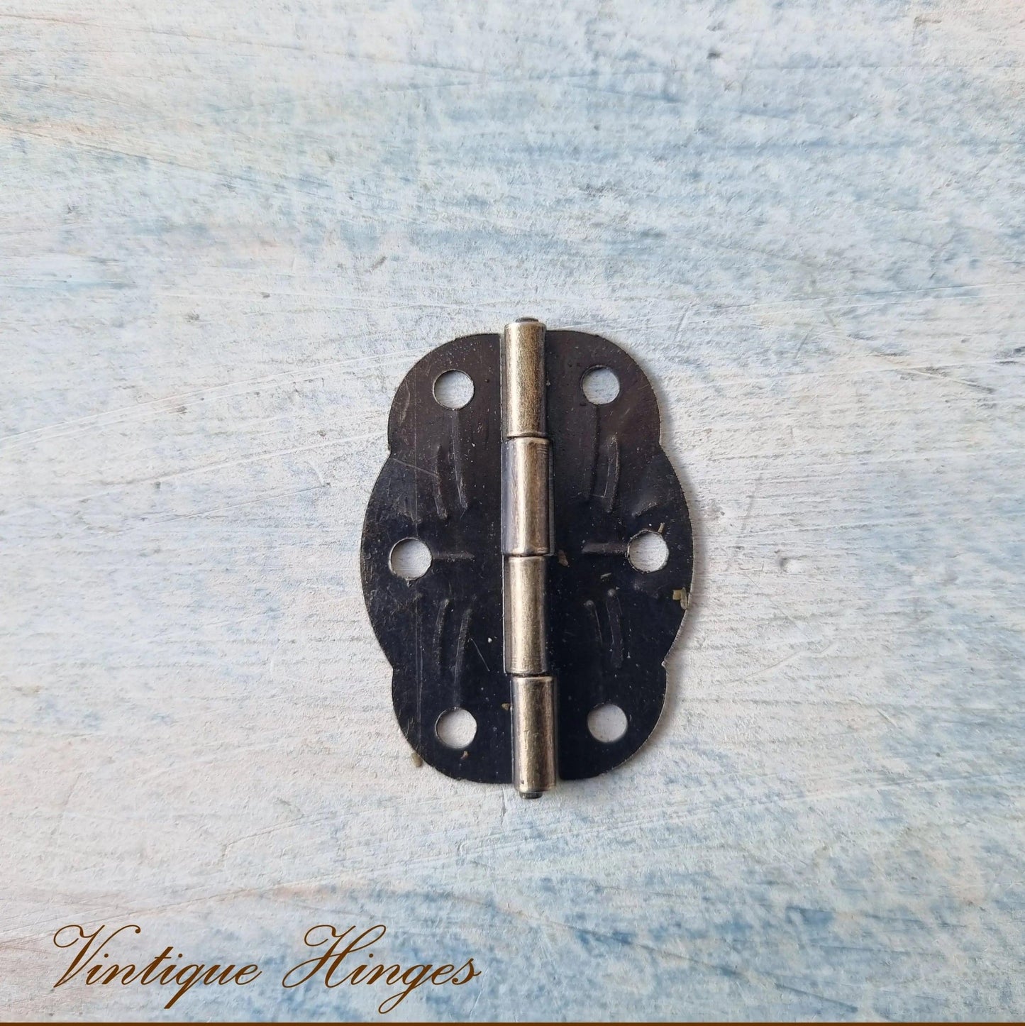 Small curved Ornate Bronze bronze Hinge 30mm x 22mm-Vintique Concepts