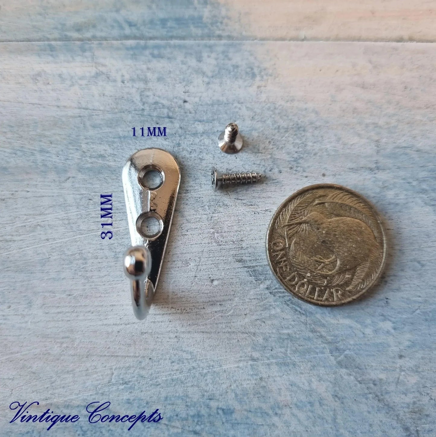 Small Silver Robe Hook 31mm x 11mm - Single Prong Design (20mm High) - Vintique Concepts