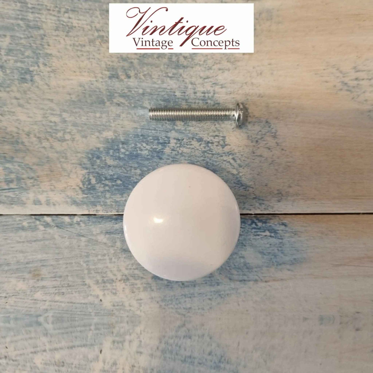 Smooth Alloy Antique White 30mm Knob