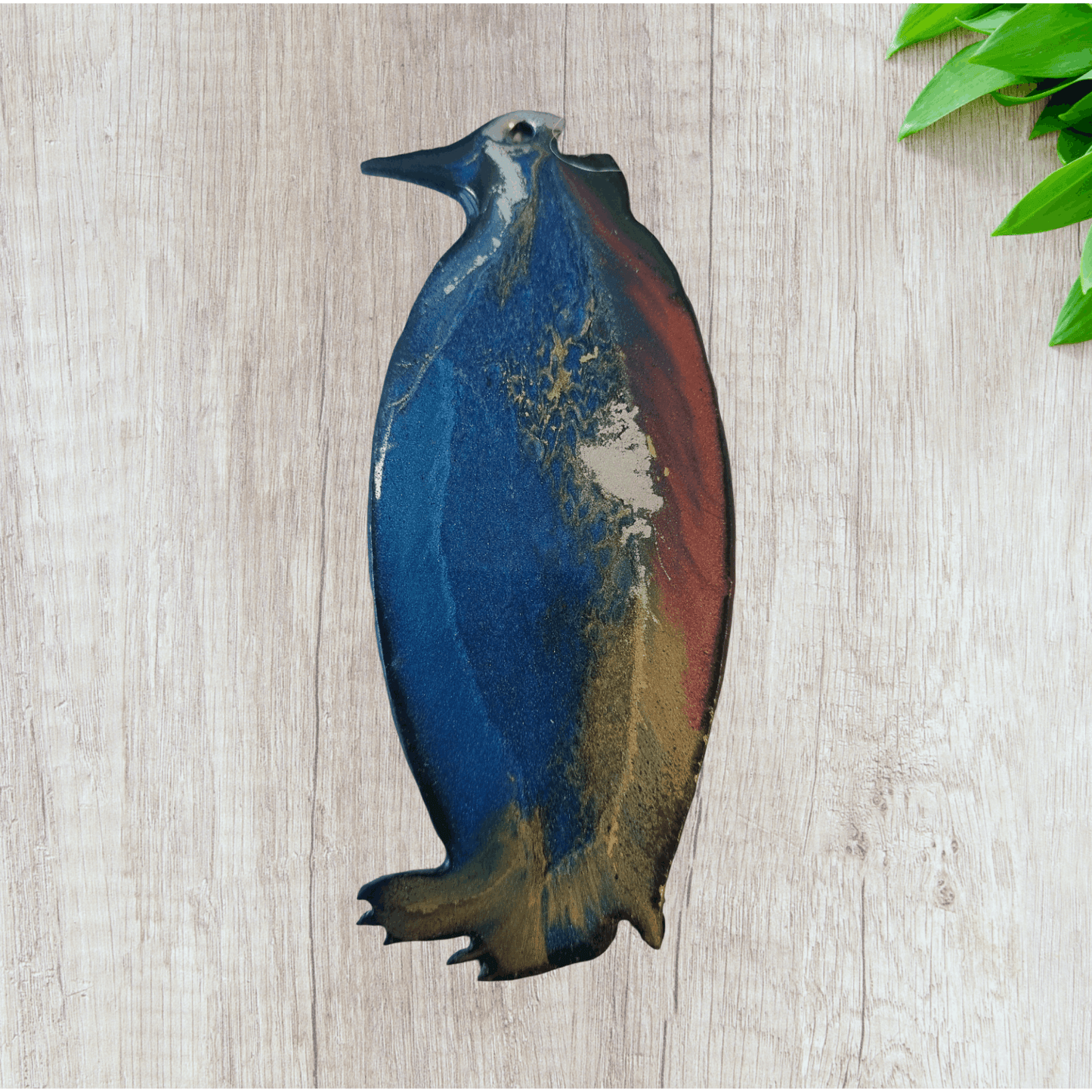 PENQUIN metal art coated in pourable epoxy 135x55MM
