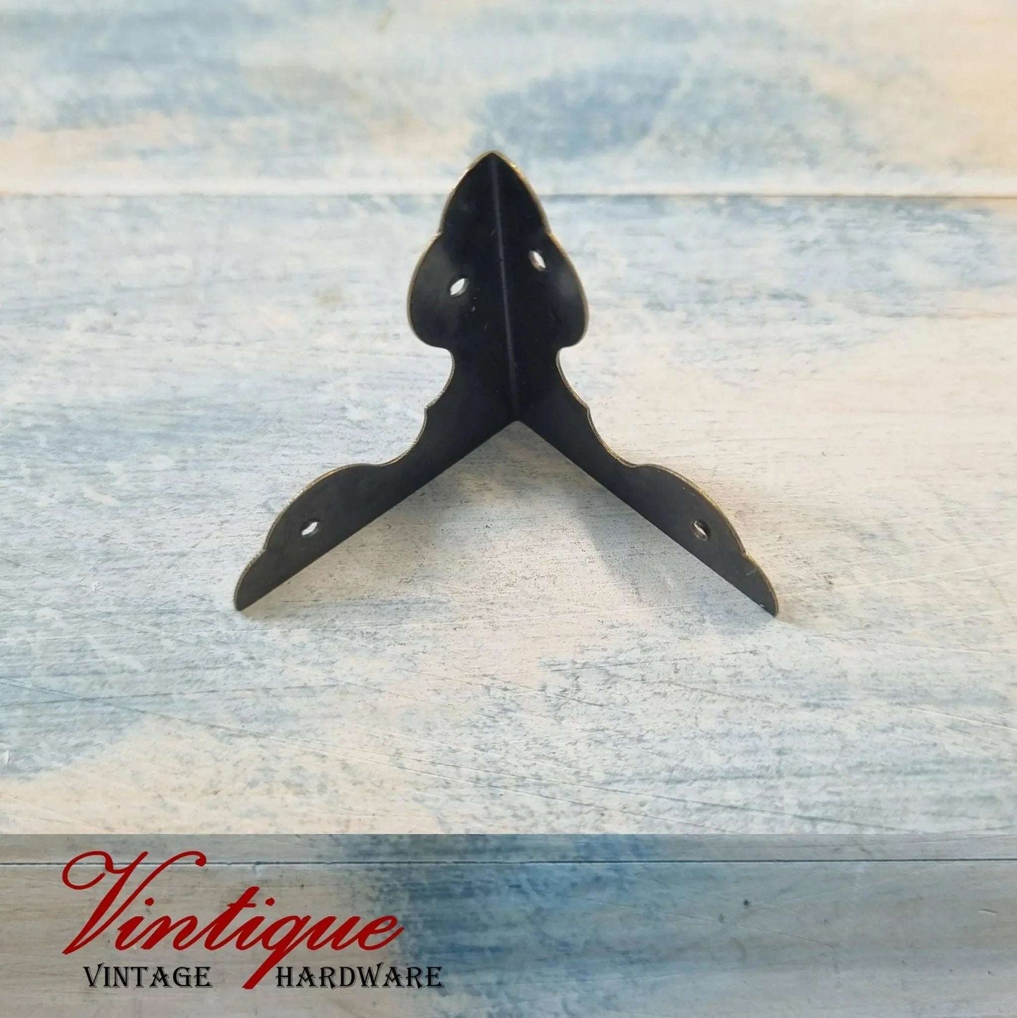 Victorian Metal Corner Furniture Piece - Decorative 33mm x 33mm x 33mm 2 Way Corner Accent - Vintique Concepts