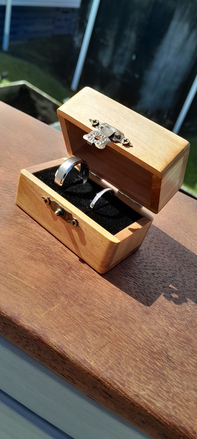 Elizabeth's delecate Vintage jewelry Box Latch 30mm x 19mm