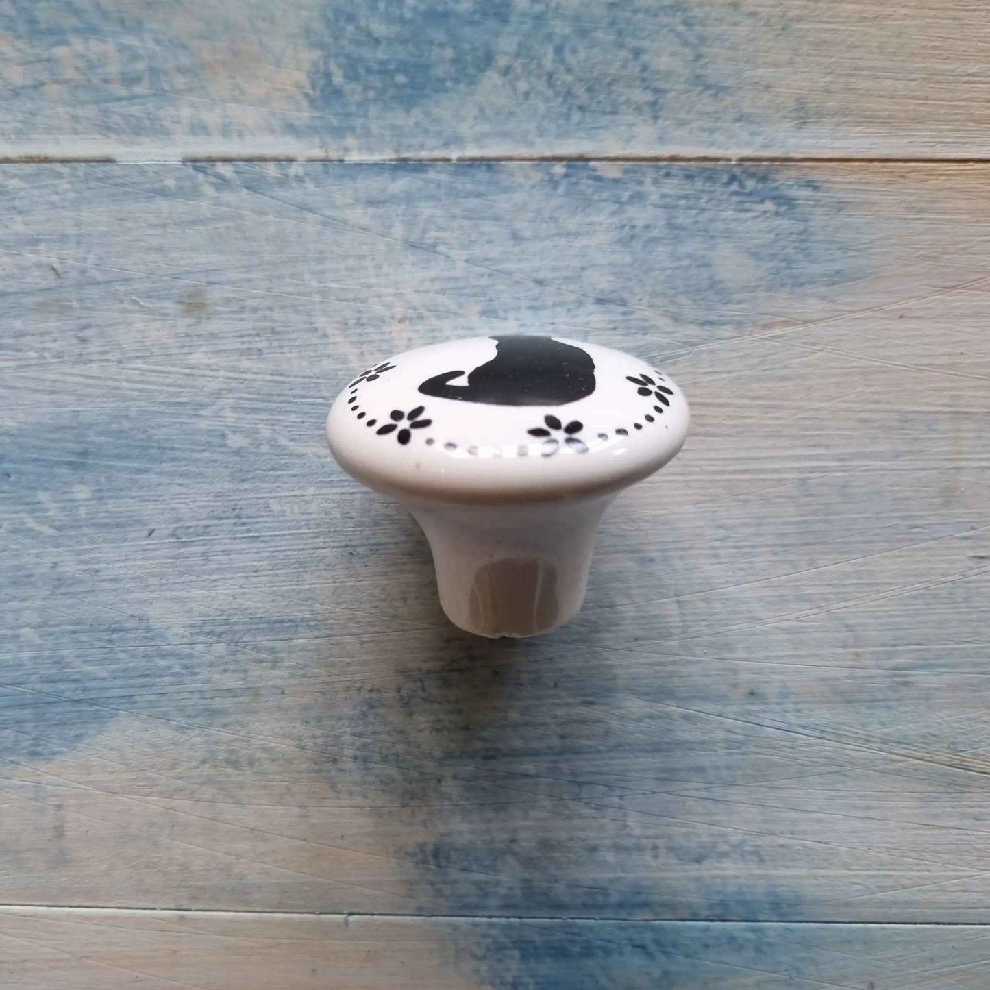 White Ceramic Knob with sitting black Cat 35mm Dia