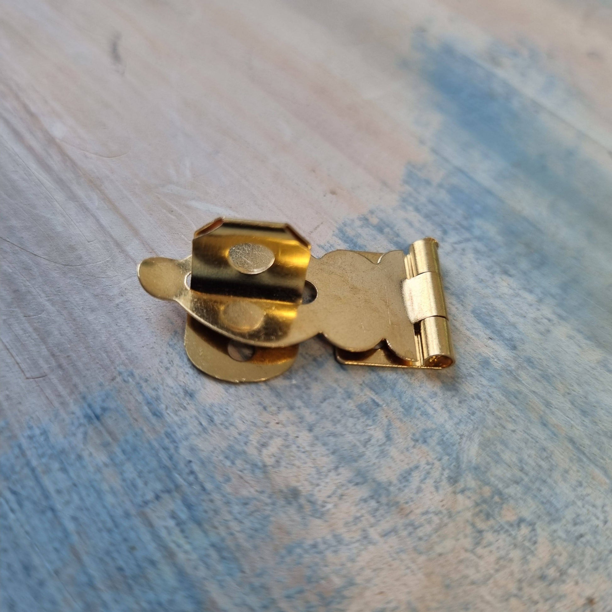 Libby's Vintage Brass jewelery Box Latch for padlock 27 x 19mm-Vintique Concepts