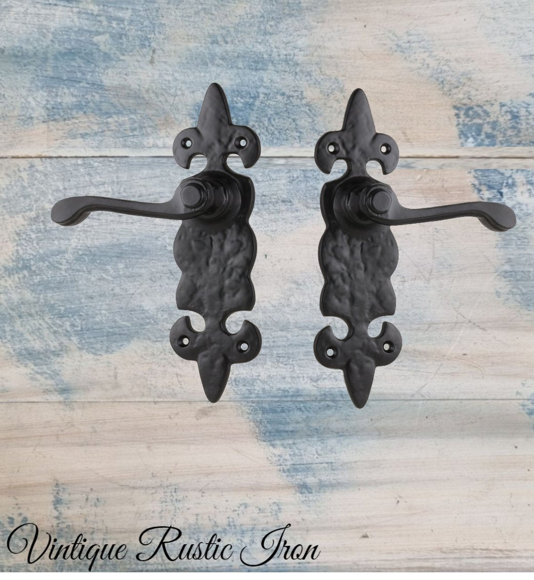 Cast Iron Fleur de lis door levers (pair)-Vintique Concepts