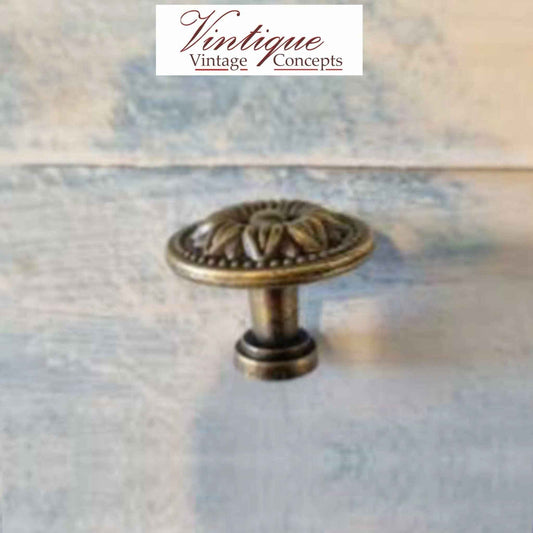 Daisy Bronze Furniture Knob Rose 31mm diameter