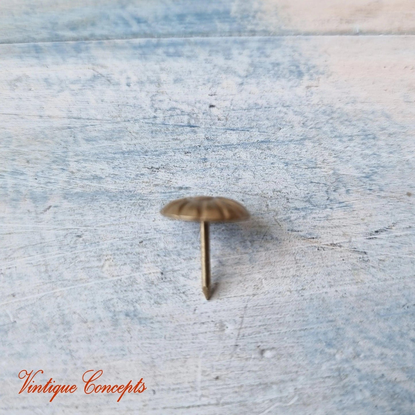Daisy Push Pins Atq Gold or Upholstery Pins (11mm dia) Pkt of 10-Vintique Concepts