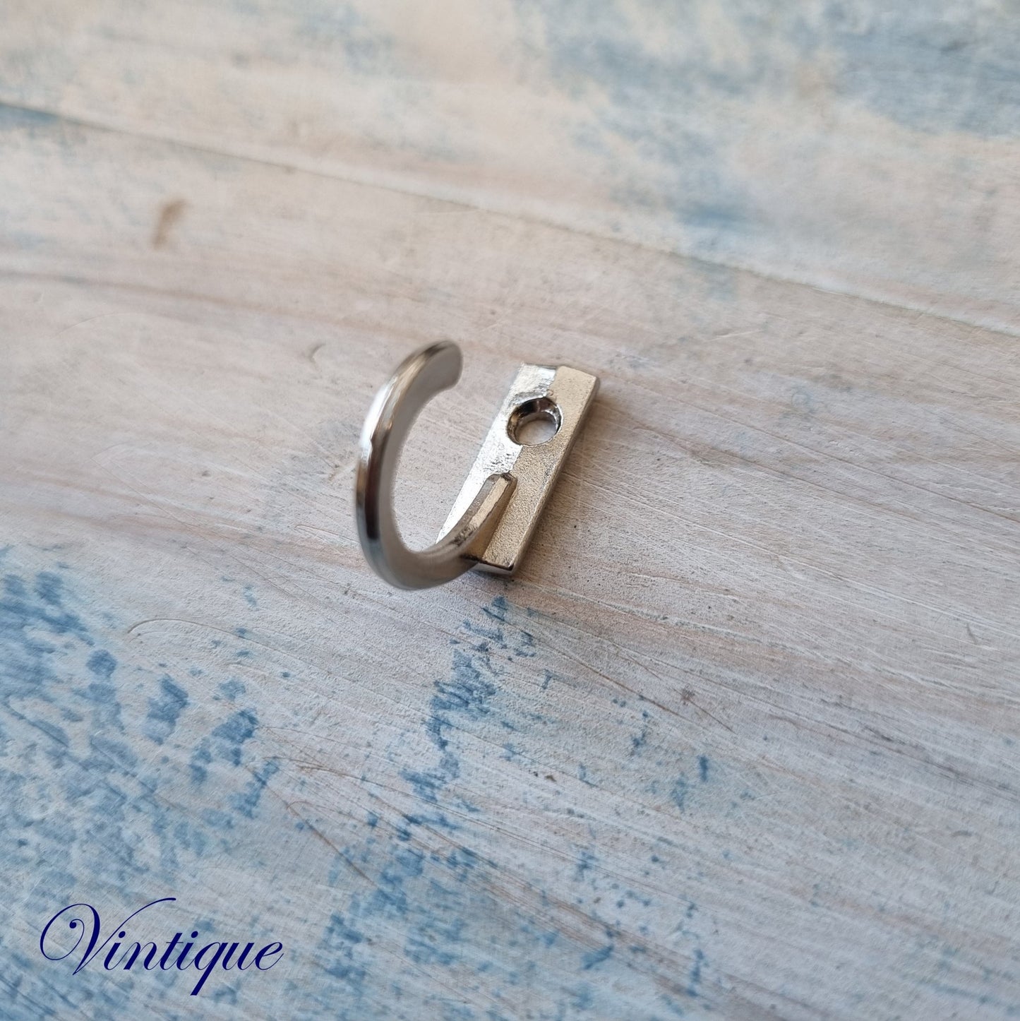 Itzy single prong Coat / key hooks (pkt of 5) 23mm x 18mm-Vintique Concepts