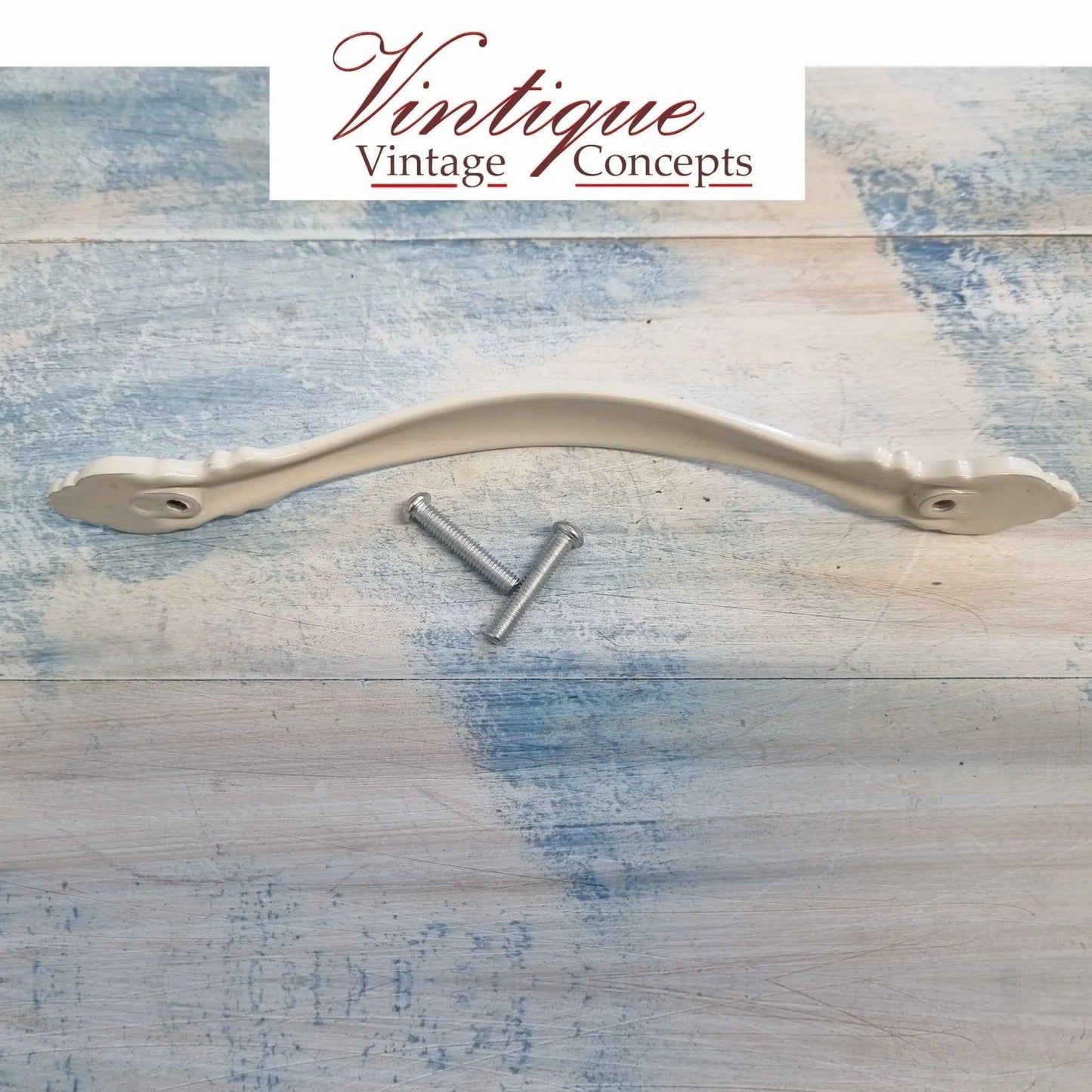 Ornate Ivory / Gold with Flourish Drawer handle 175mm long