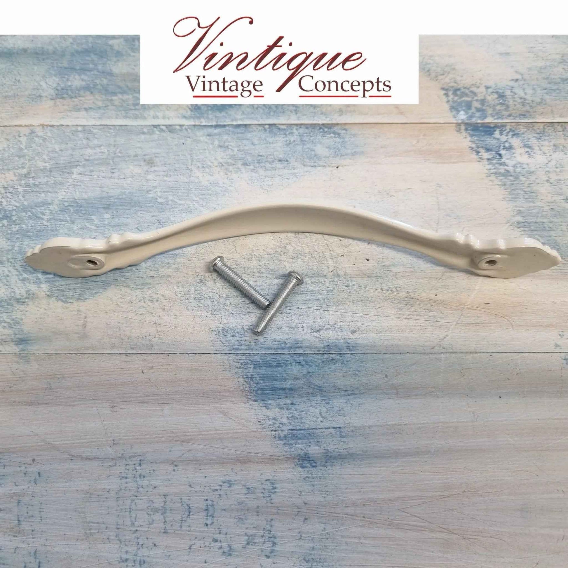 Ornate Ivory / Gold with Flourish Drawer handle 175mm long