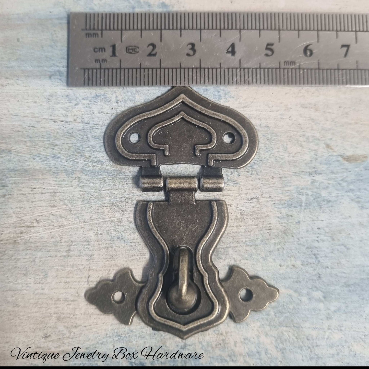 Tulip Bronze Vintage Clasp latch 63mm x 55mm