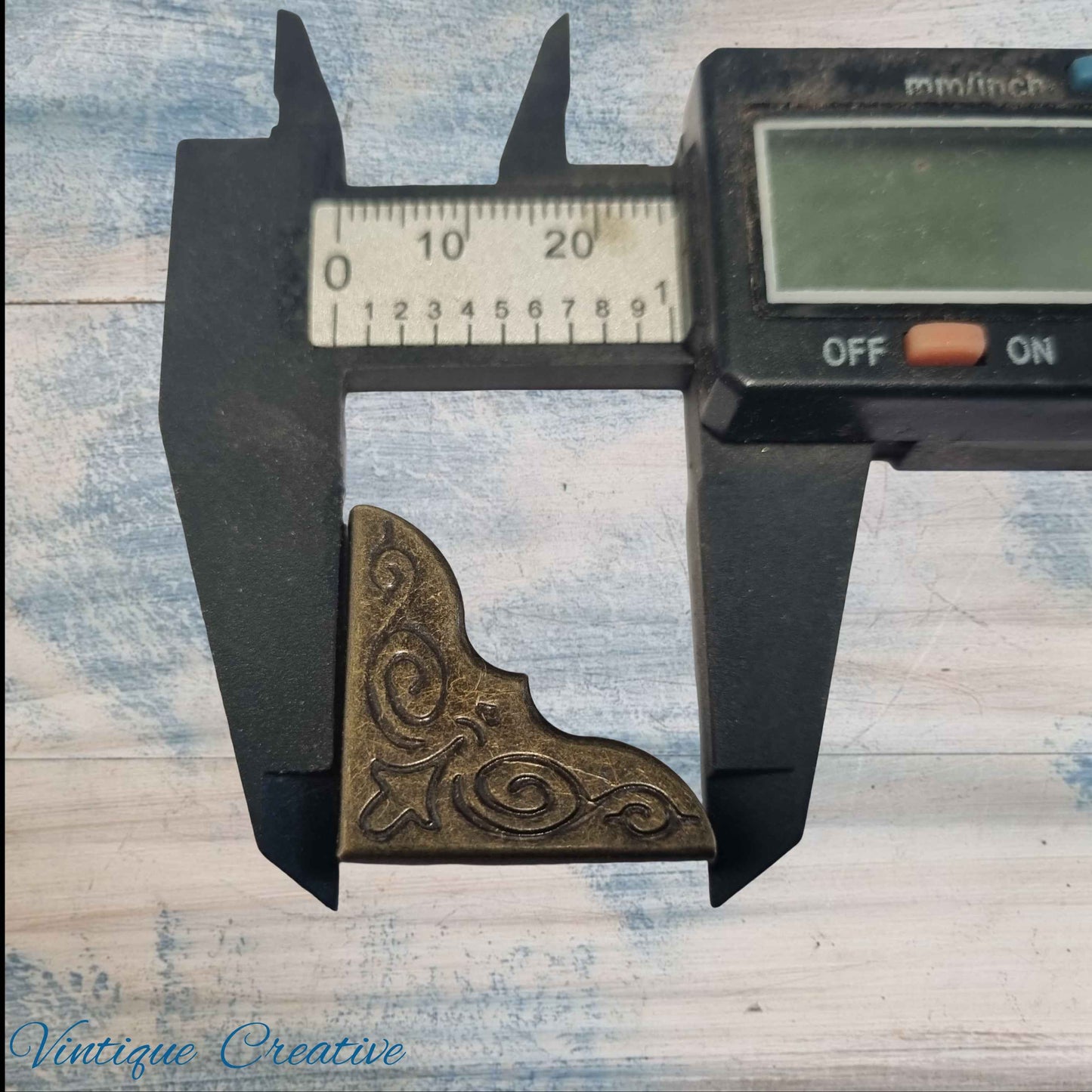 5mm overlap Corner protector 26mm x 26mm for books, thin wood etc