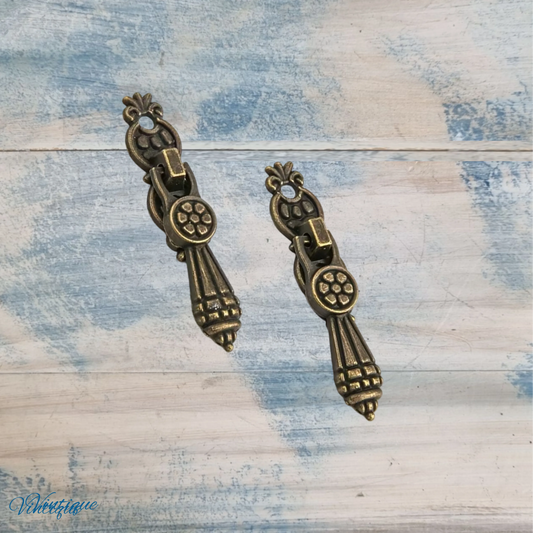 Delicate bronze swing cabinet/ box handle 52mm long