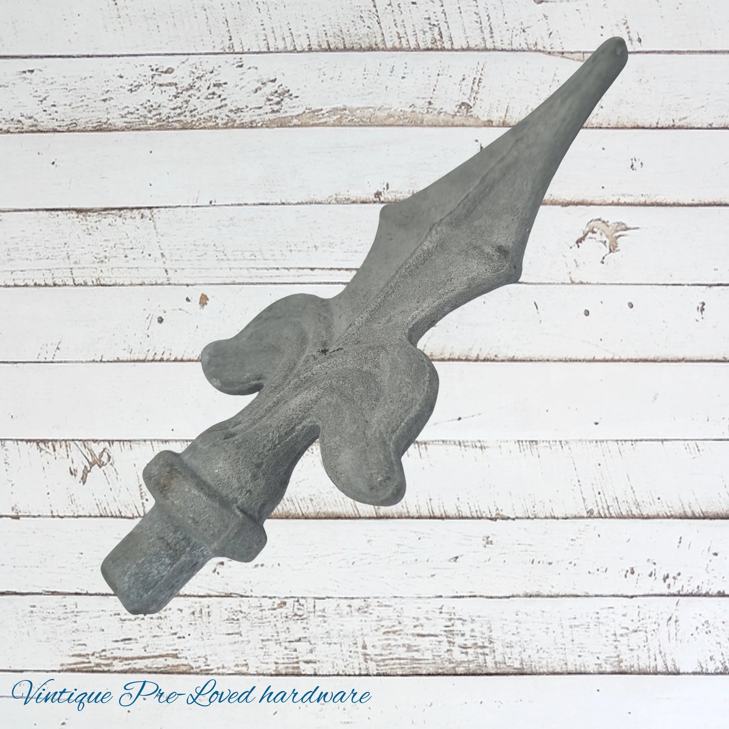 Cast Iron Regal cross 133mm Long-plain finish (pre-loved)