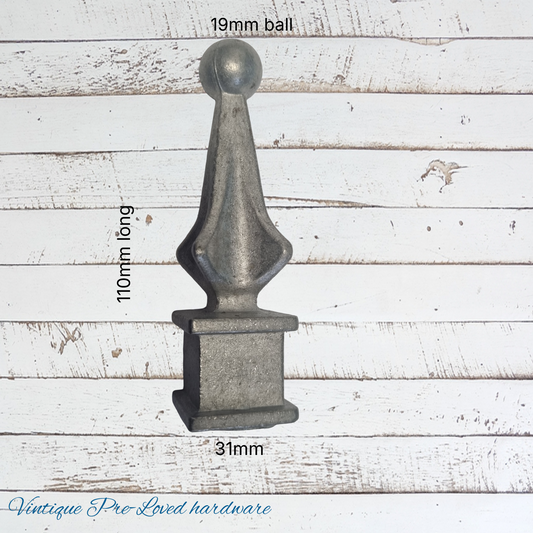 Cast Spire Ball Regal cross 110mm Long-plain finish (pre-loved)-13mm internal hole