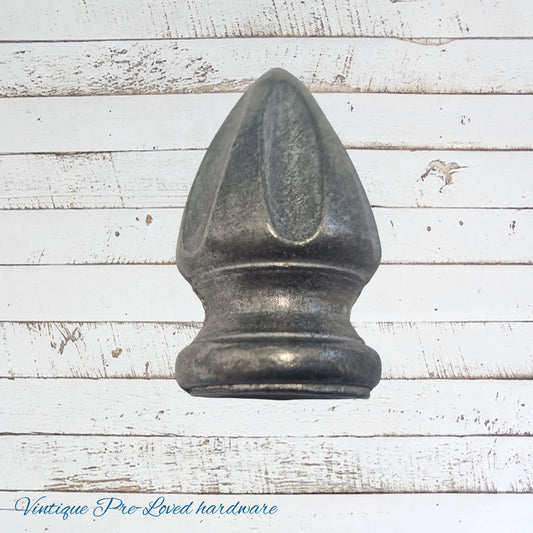 Spear 55mm Long-plain finish (pre-loved)-17mm internal hole