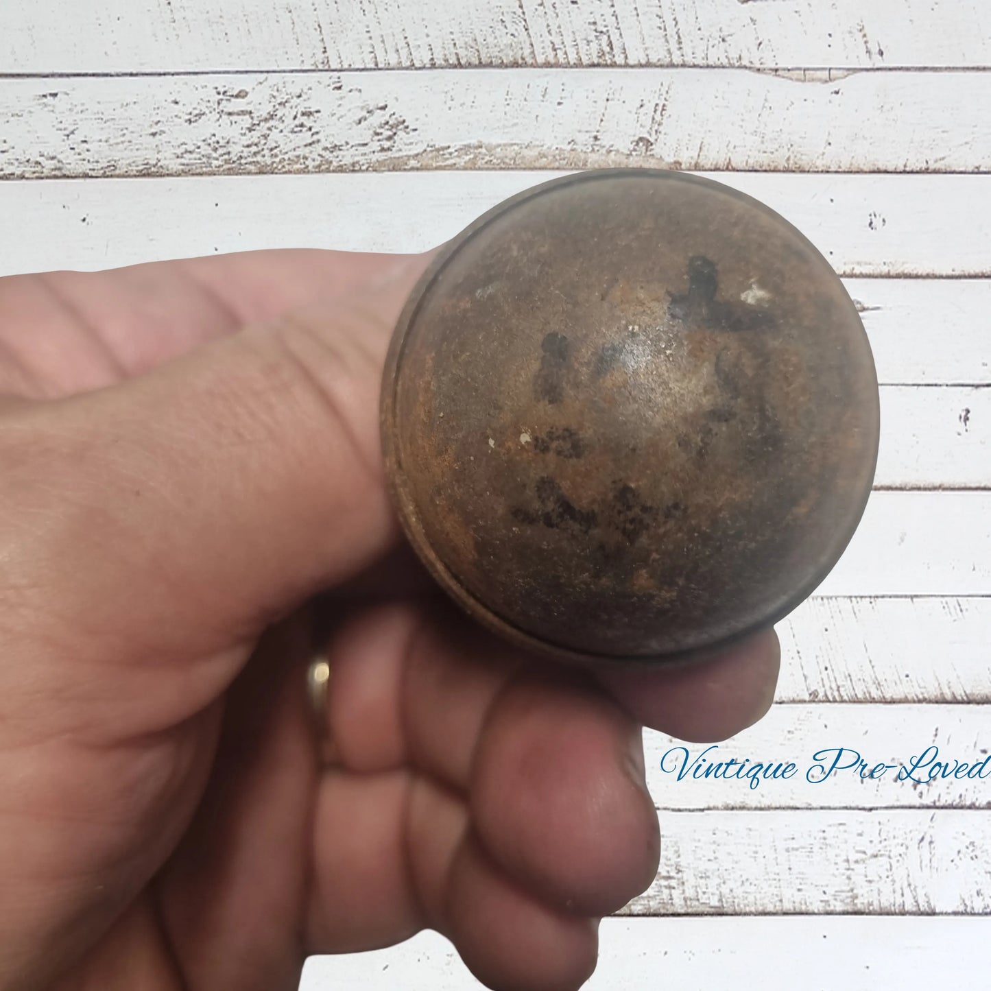 Rusty door knob 46mm - recycled rustic barn look