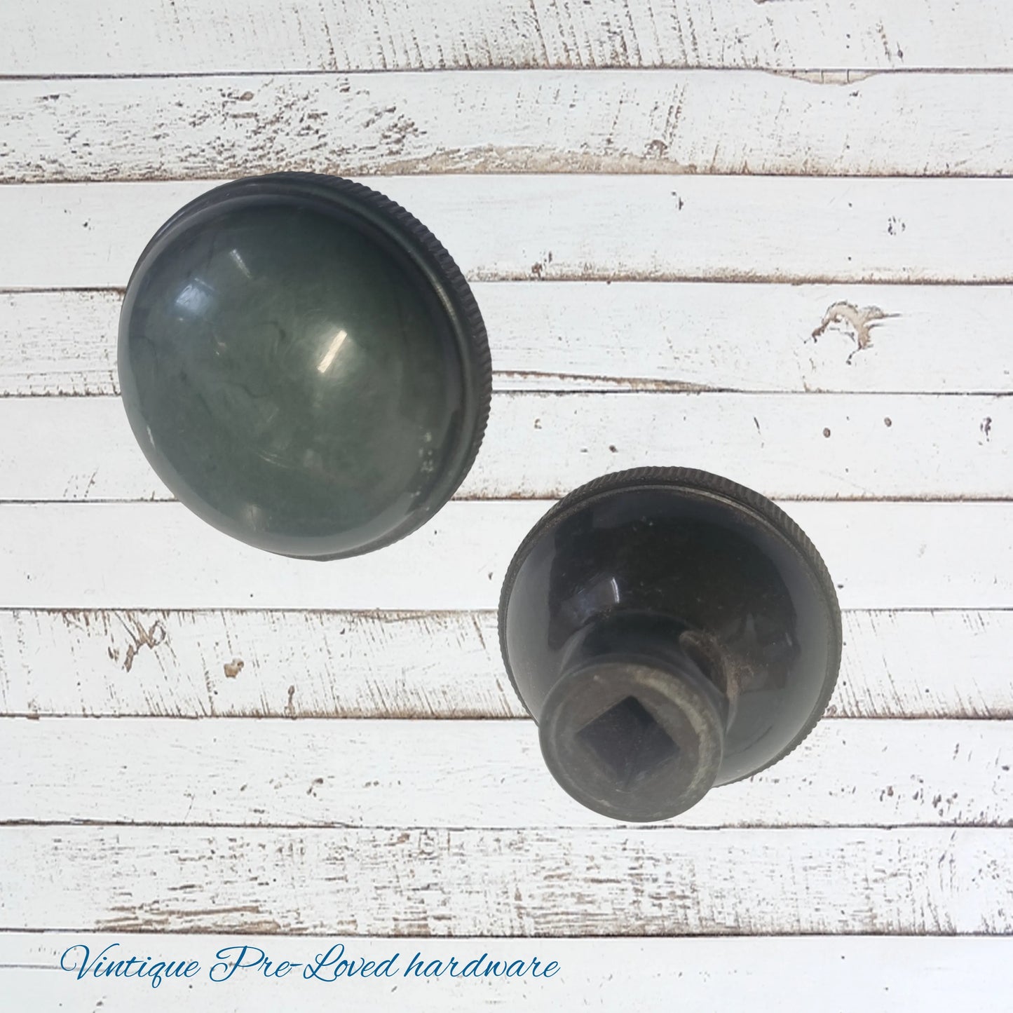 Plastic antique doon knob ribbed Greenish 44mm (pair)