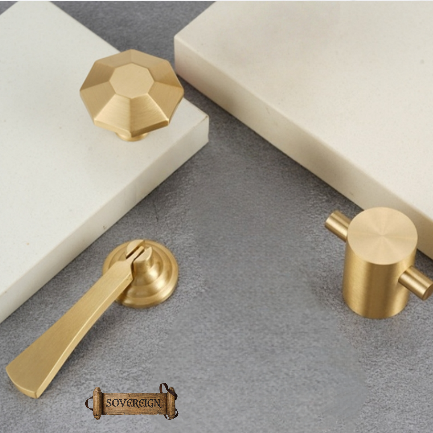 "Corinaldo "Sovereign stylish Pendant Brass cabinet  handle 70mm long