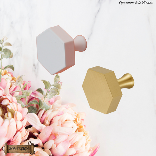 "Grammichele" Sovereign Heaxgonal 26mm dia Brass knob (2 Finishes)
