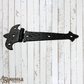 Tudor Rustic cast Iron spear T-Hinge 124mm x59mm (MAJ-845)