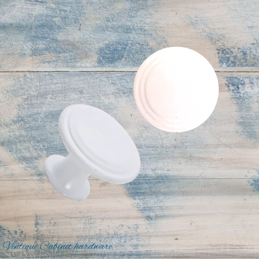 Alcamo Ringed Antique White finish 29mm Drawer or Cabinet Knob