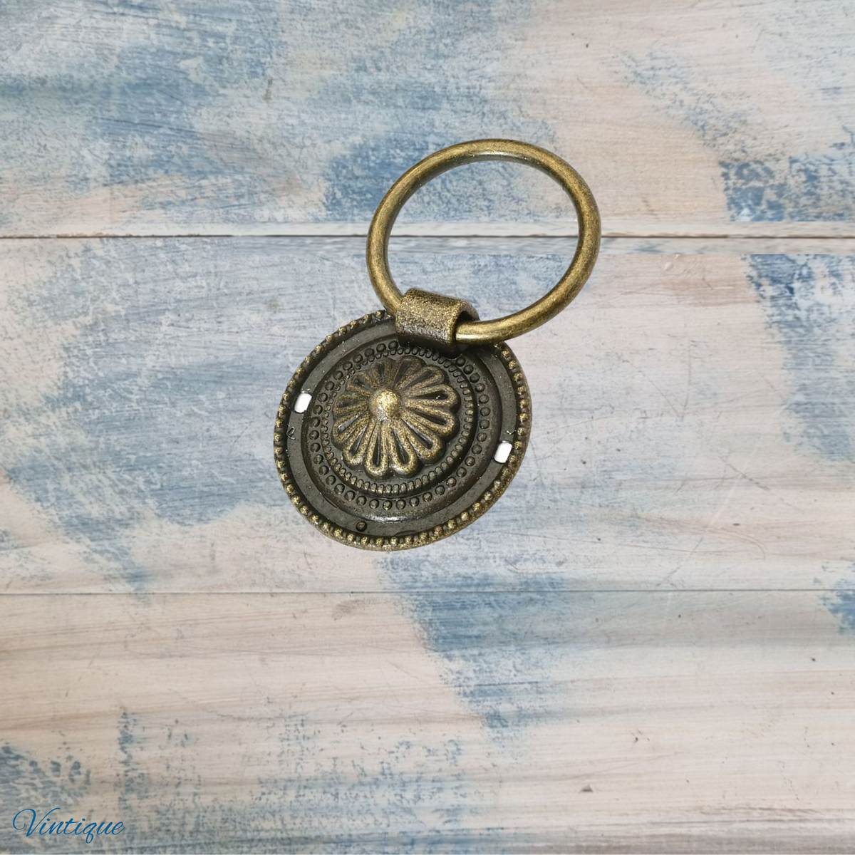 Antique Round Dresser Flower Ring Pull Bronze -2 Sizes