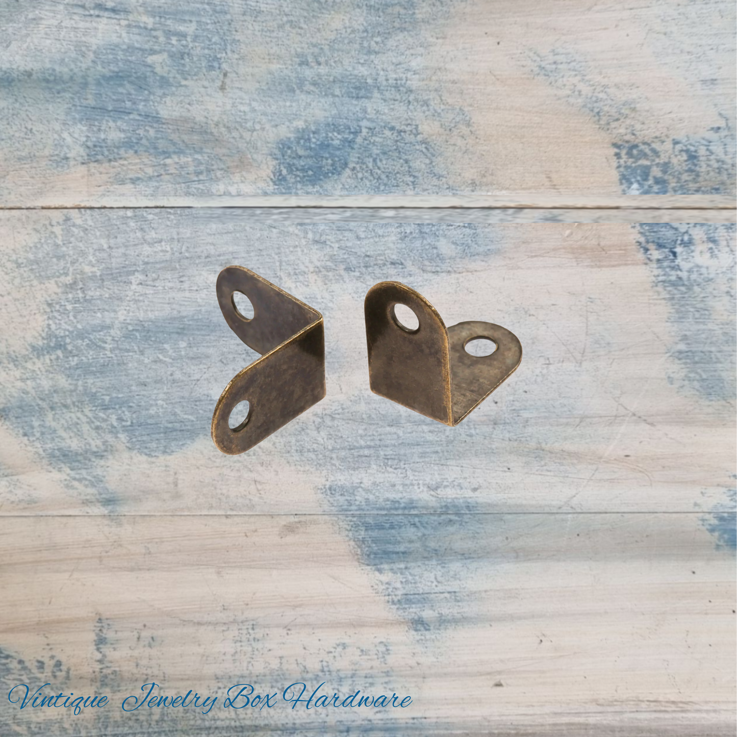 Itsy Bitsy Bronze corner bracket / support 14mm x 14mm x 9mm