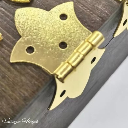 Elegant Edwardian box Hinge gold 31mm wide