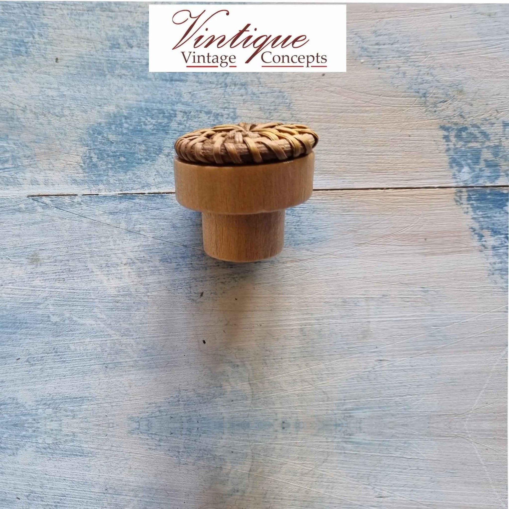 Rattan / Wood Furniture knob 35mm