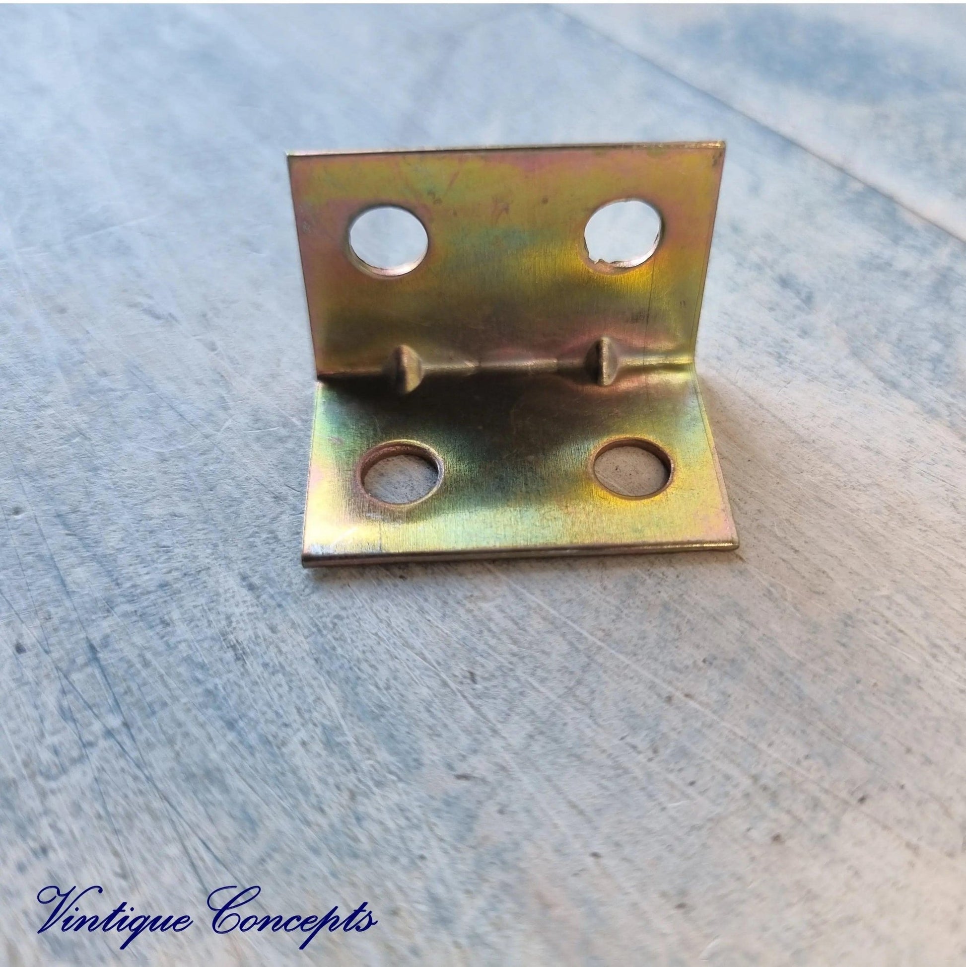 small steel internal corner bracket / support 27mm x 17mm (pkt of 4)-Vintique Concepts