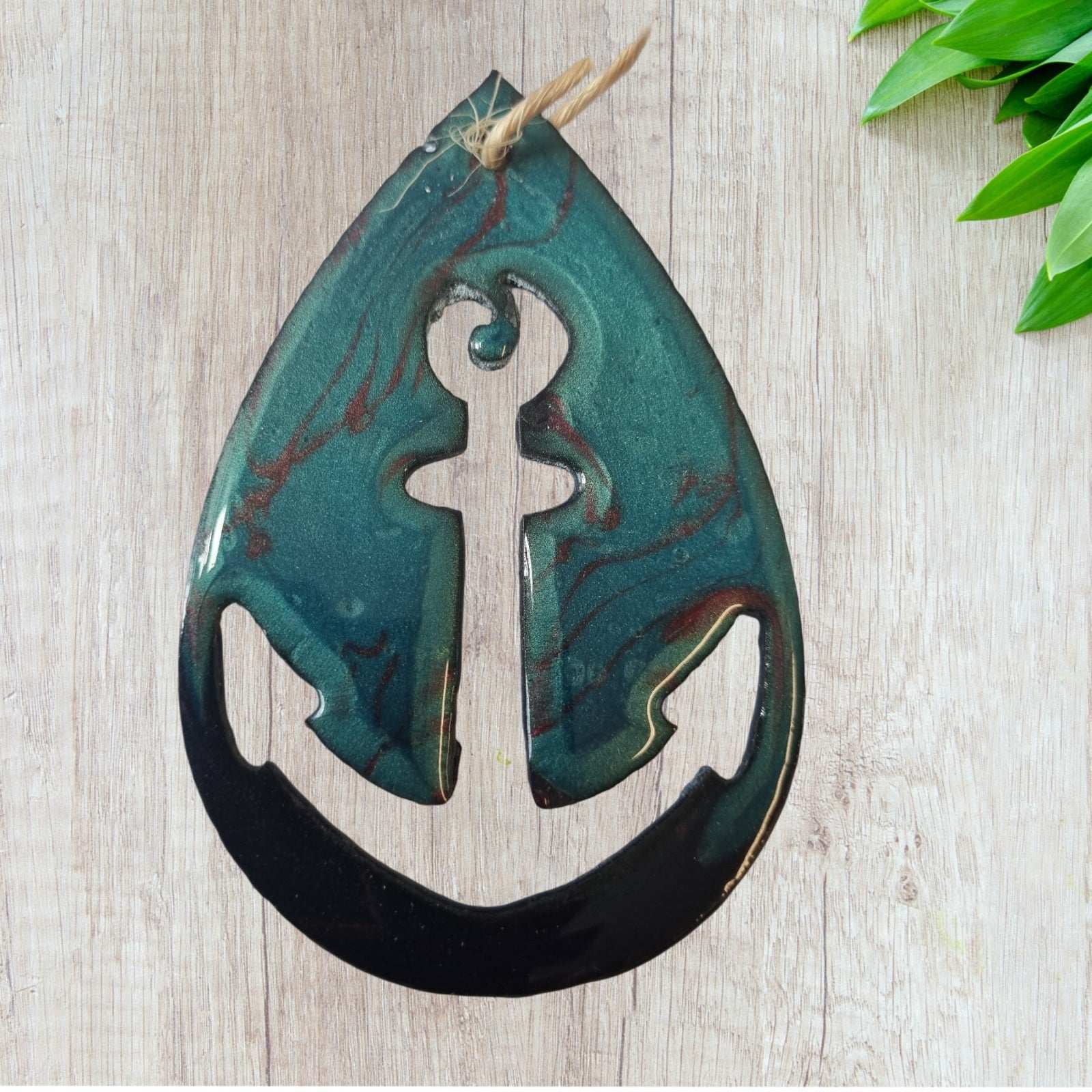 Anchor pendant metal art coated in pourable epoxy 118 x 77mm-Vintique Concepts