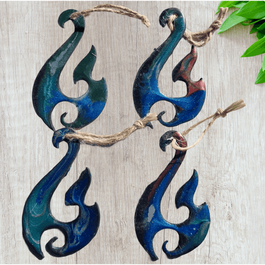 Moana Epoxy Metal Art: Unique Maori Sea Design -small