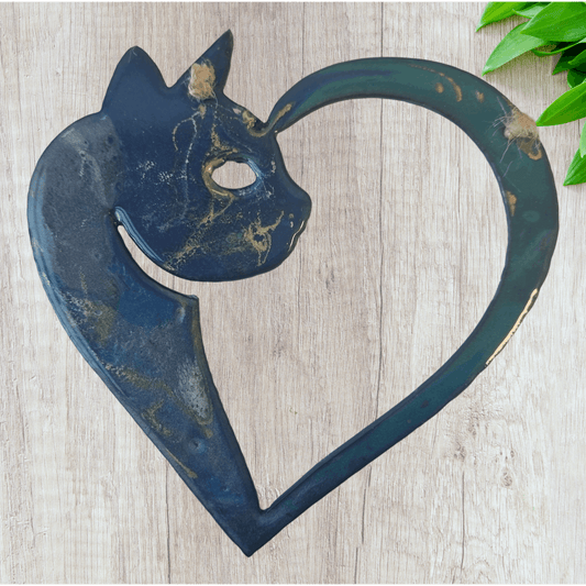 cat Heart art coated in pourable epoxy 155mm x 151mm