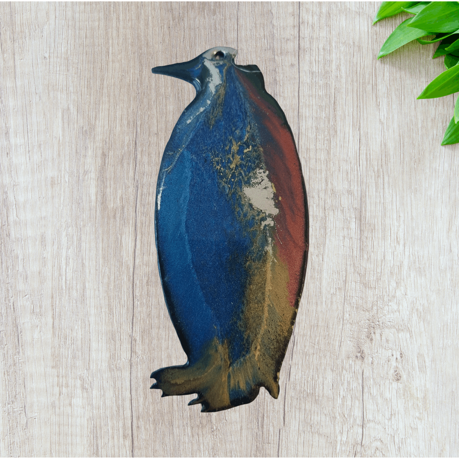 PENQUIN metal art coated in pourable epoxy 135x55MM